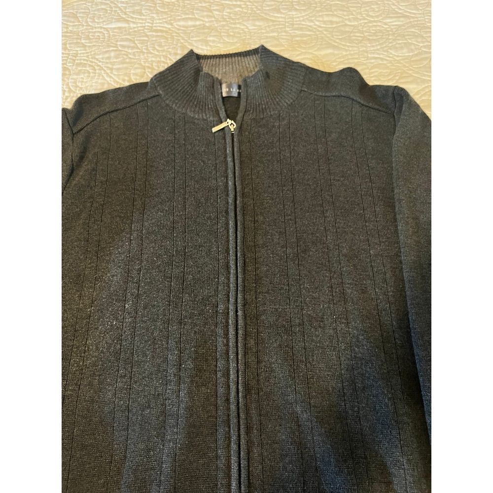 Charcoal gray Oscar de la‎ Renta zip up sweater large